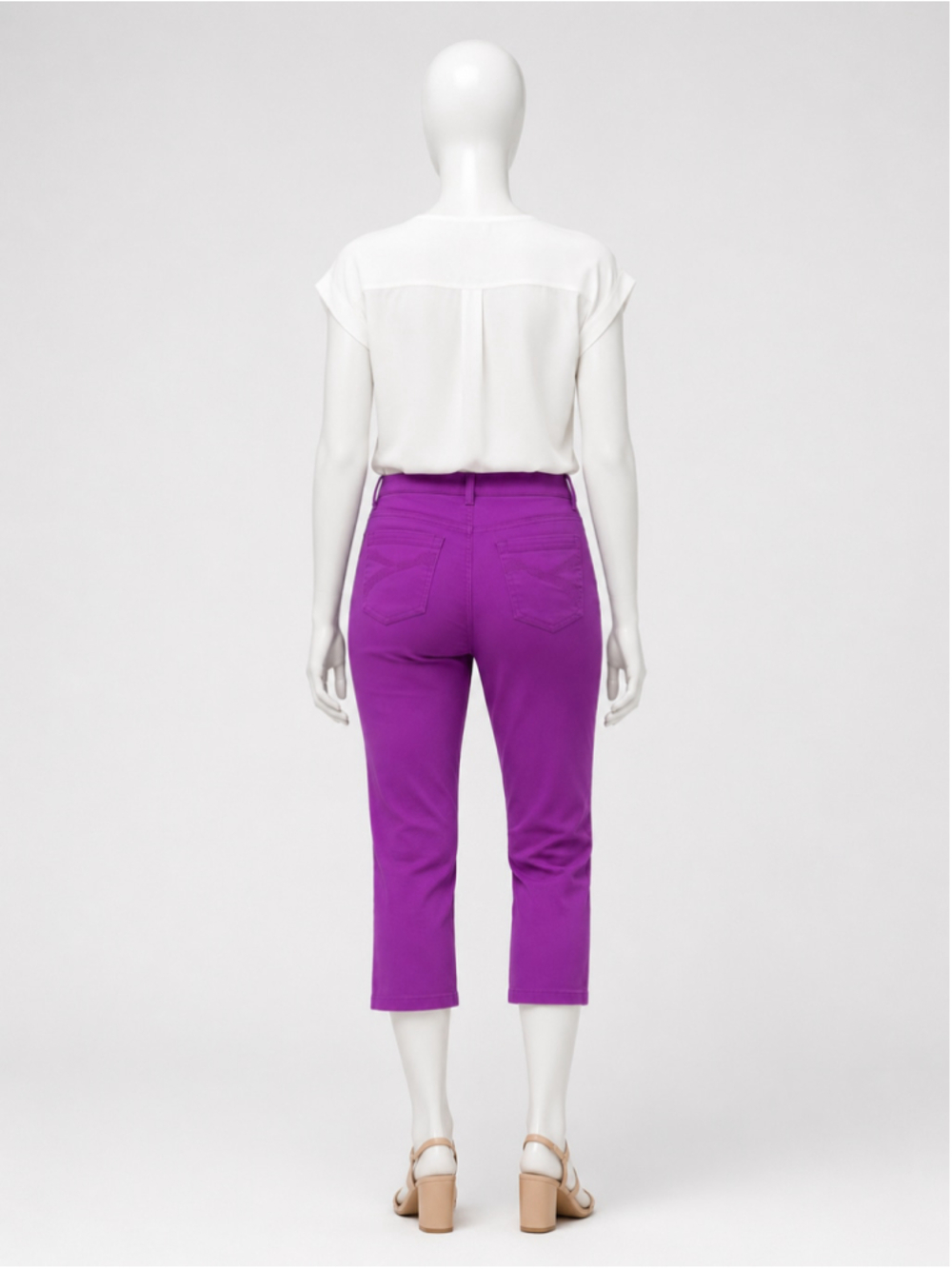 Bandolini Jeans Women’s Purple 5-Pocket Capri Pants – Size 12 - Picture 6 of 12